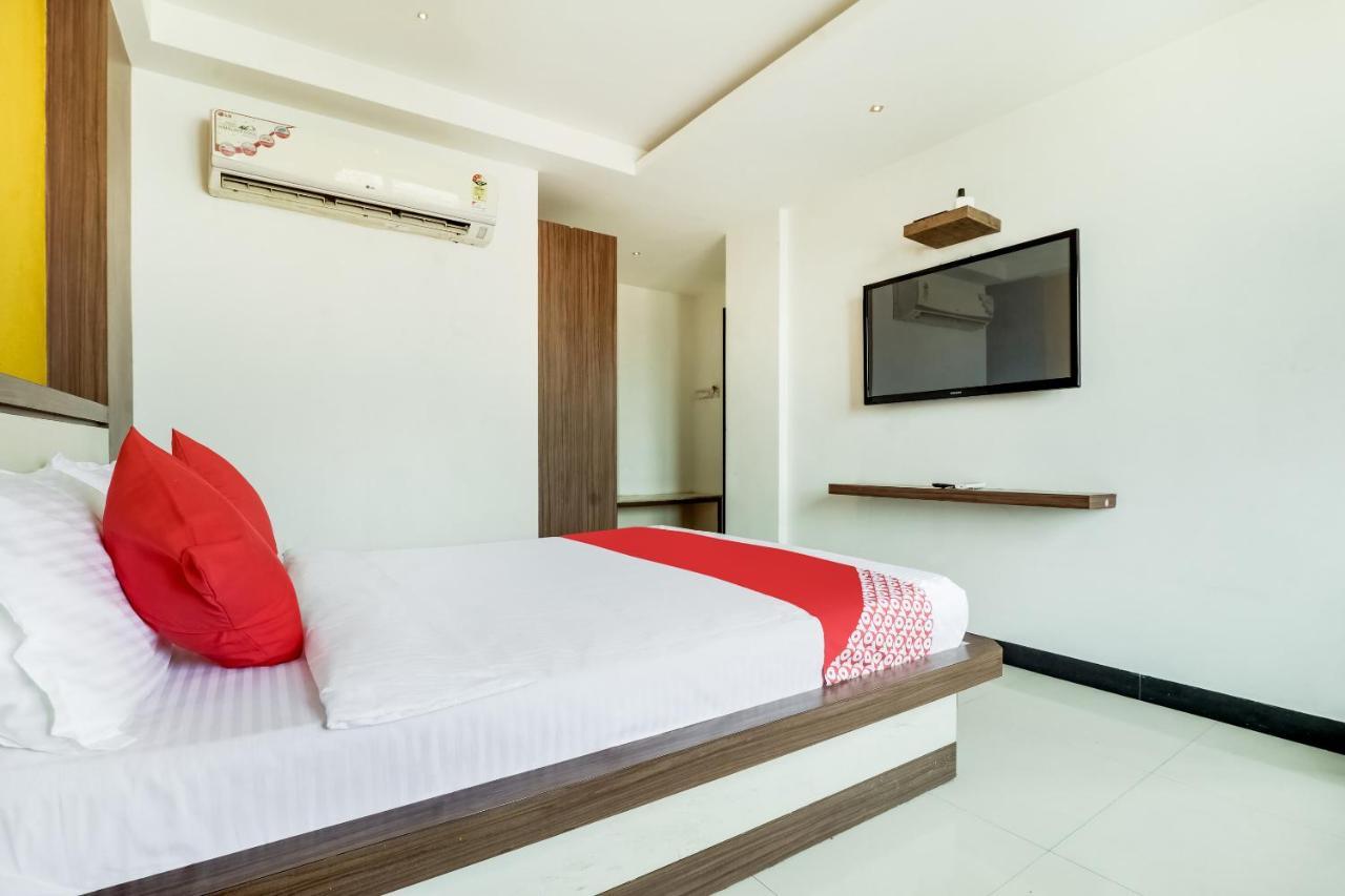 Oyo 61247 Hotel Vijayalakshmi Тируппур Экстерьер фото